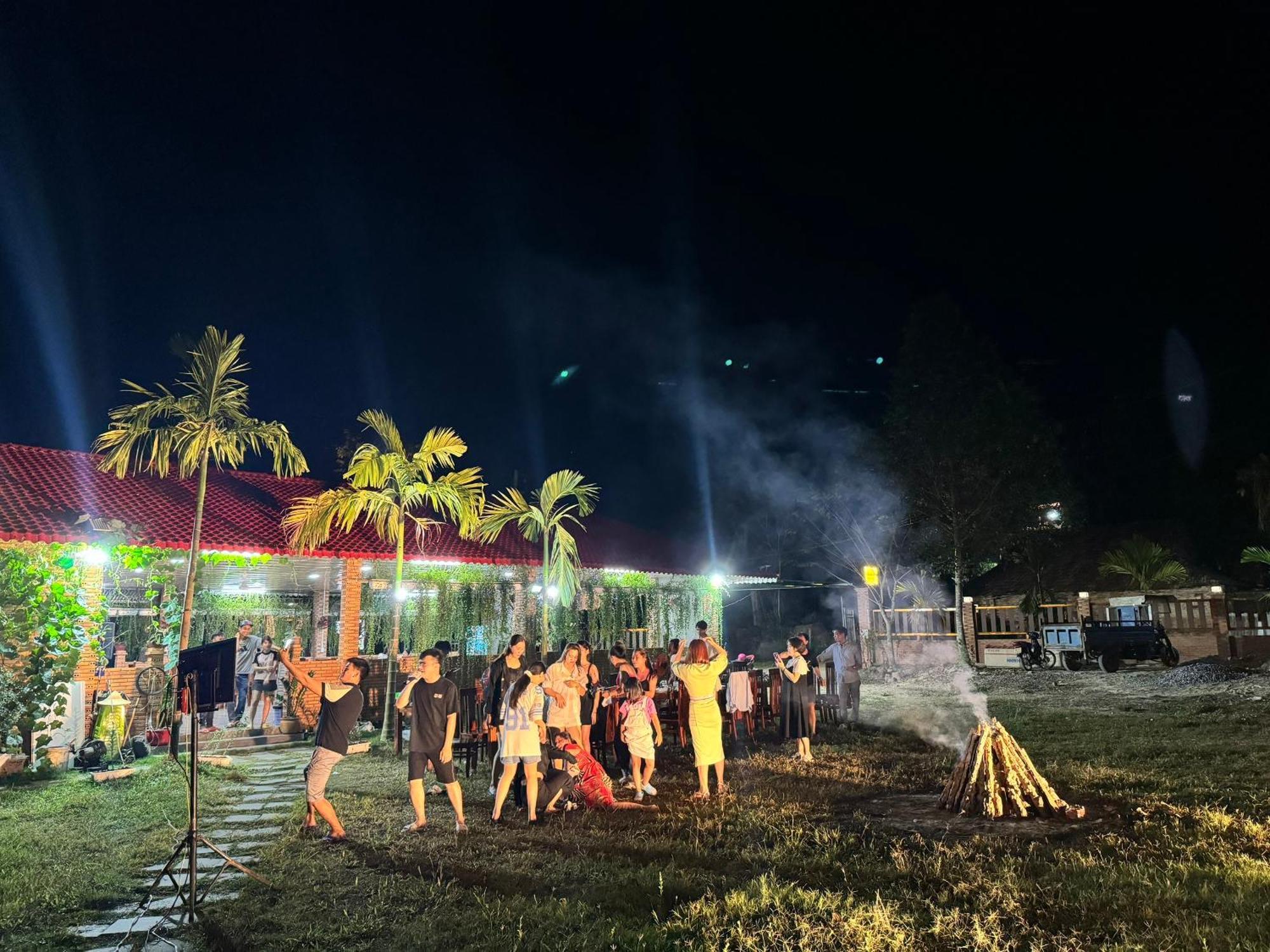Lava Rock Viet Nam Lodge Anhfly Resort Nam קאט טיין מראה חיצוני תמונה